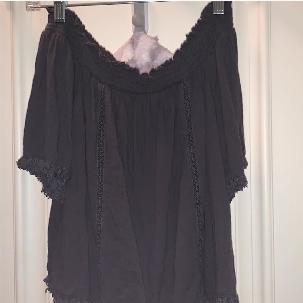 American Eagle off-the-shoulder top